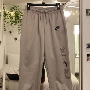 NIKE AIR SWEATPANTS